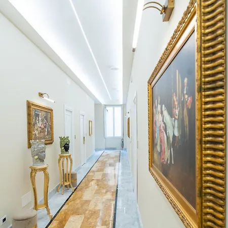 Correnti Boutique Gold * Σαν Ρέμο