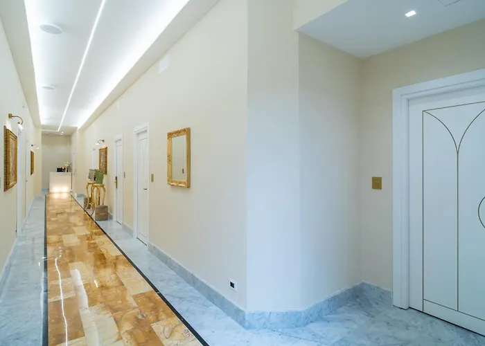 Correnti Boutique Gold Санремо